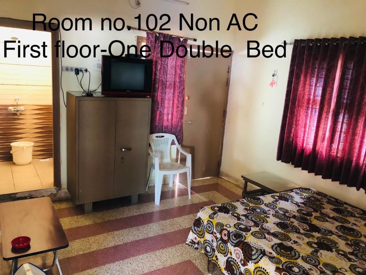 Rukmavati Guest House Mundra Экстерьер фото
