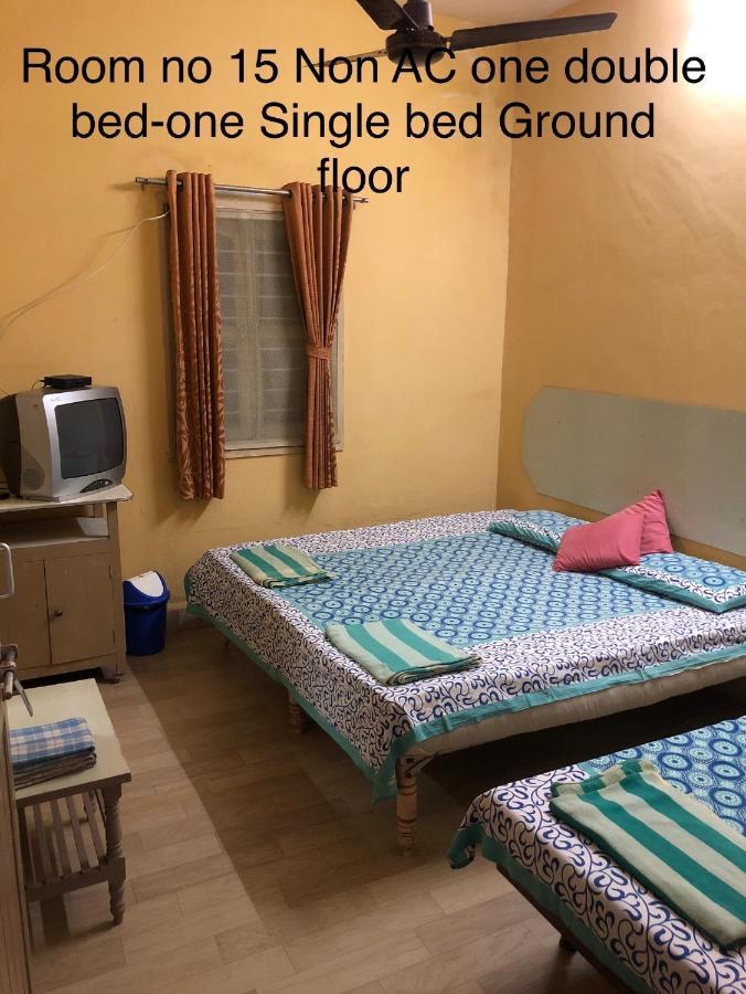 Rukmavati Guest House Mundra Экстерьер фото