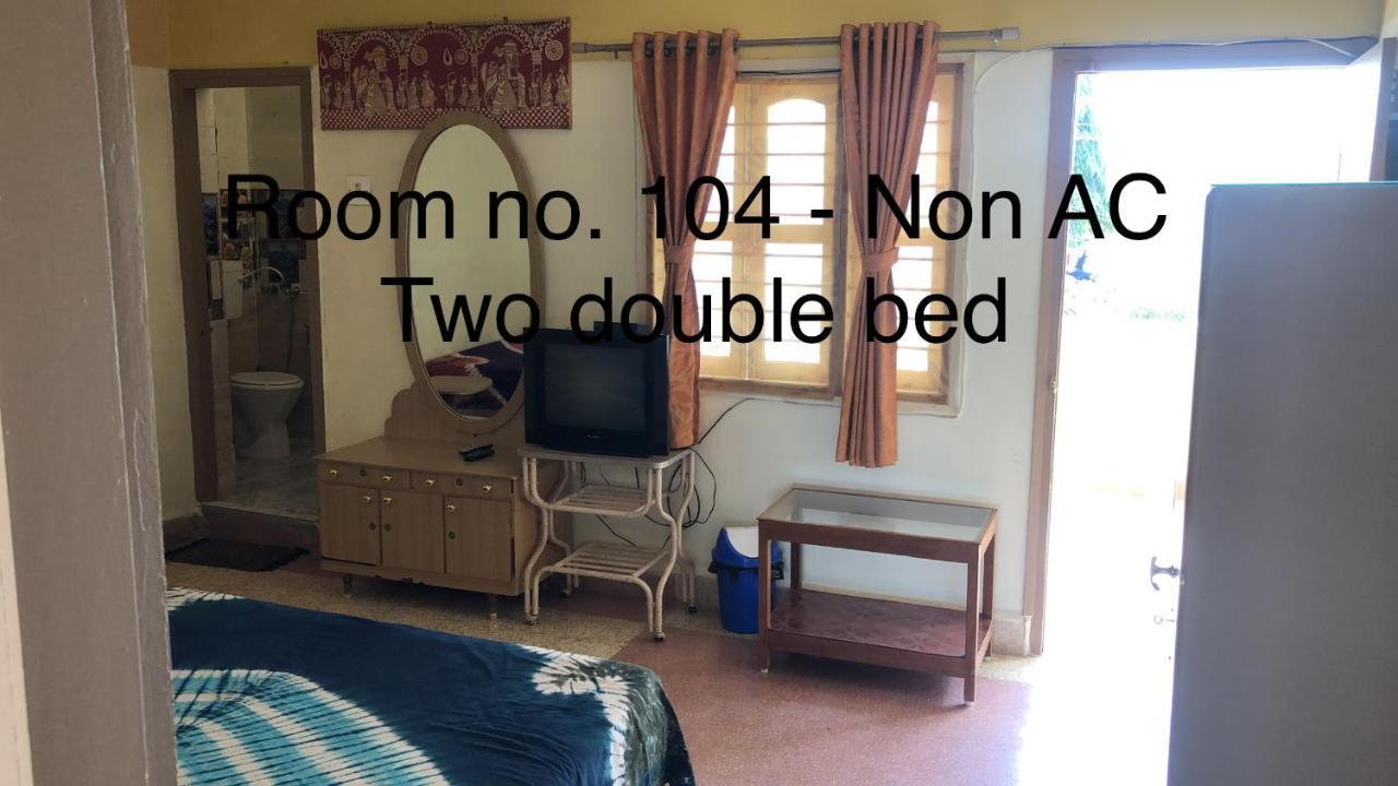 Rukmavati Guest House Mundra Экстерьер фото