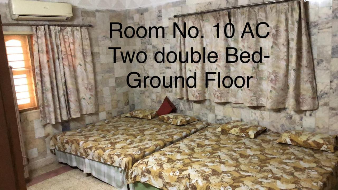 Rukmavati Guest House Mundra Экстерьер фото