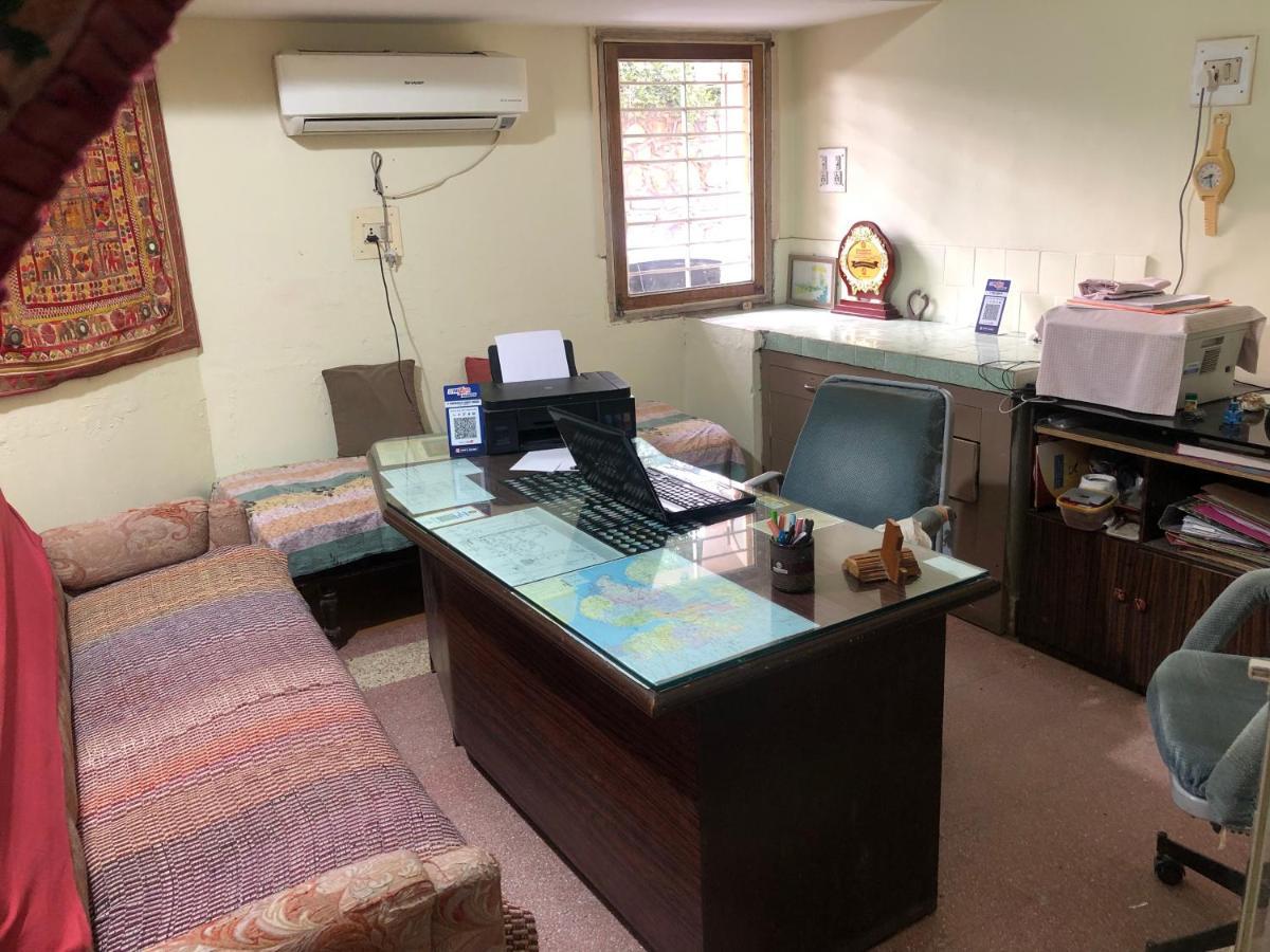 Rukmavati Guest House Mundra Экстерьер фото