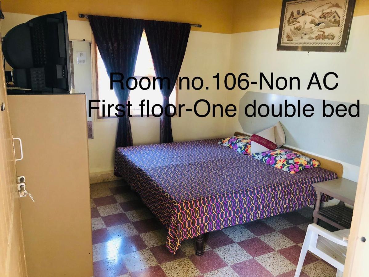 Rukmavati Guest House Mundra Экстерьер фото
