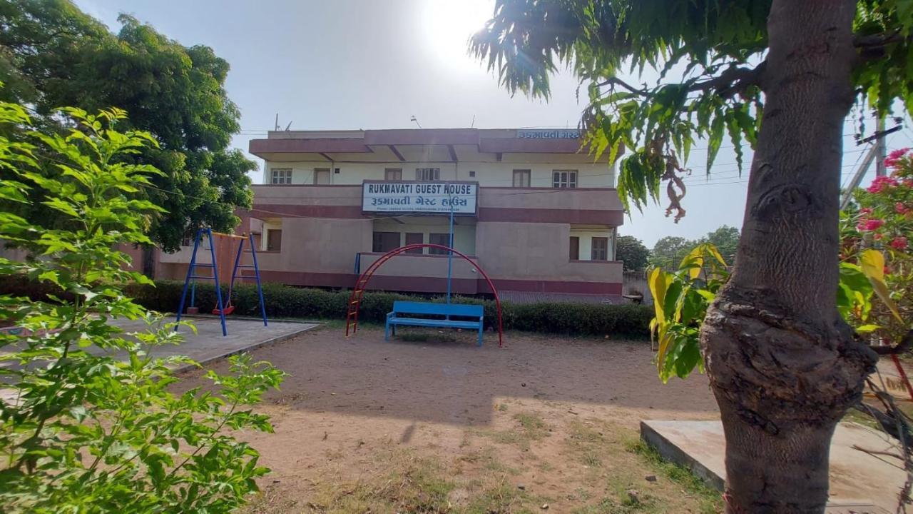 Rukmavati Guest House Mundra Экстерьер фото